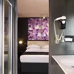 Le Fabe Отель