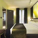 Отель Le Fabe Париж