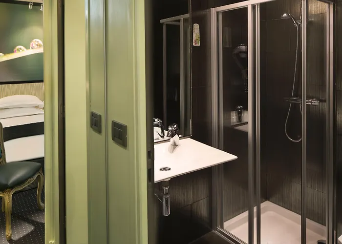 Hotel Le Fabe Parigi